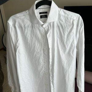 White dress shirt